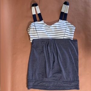 Lululemon tank, size 10, Navy and white